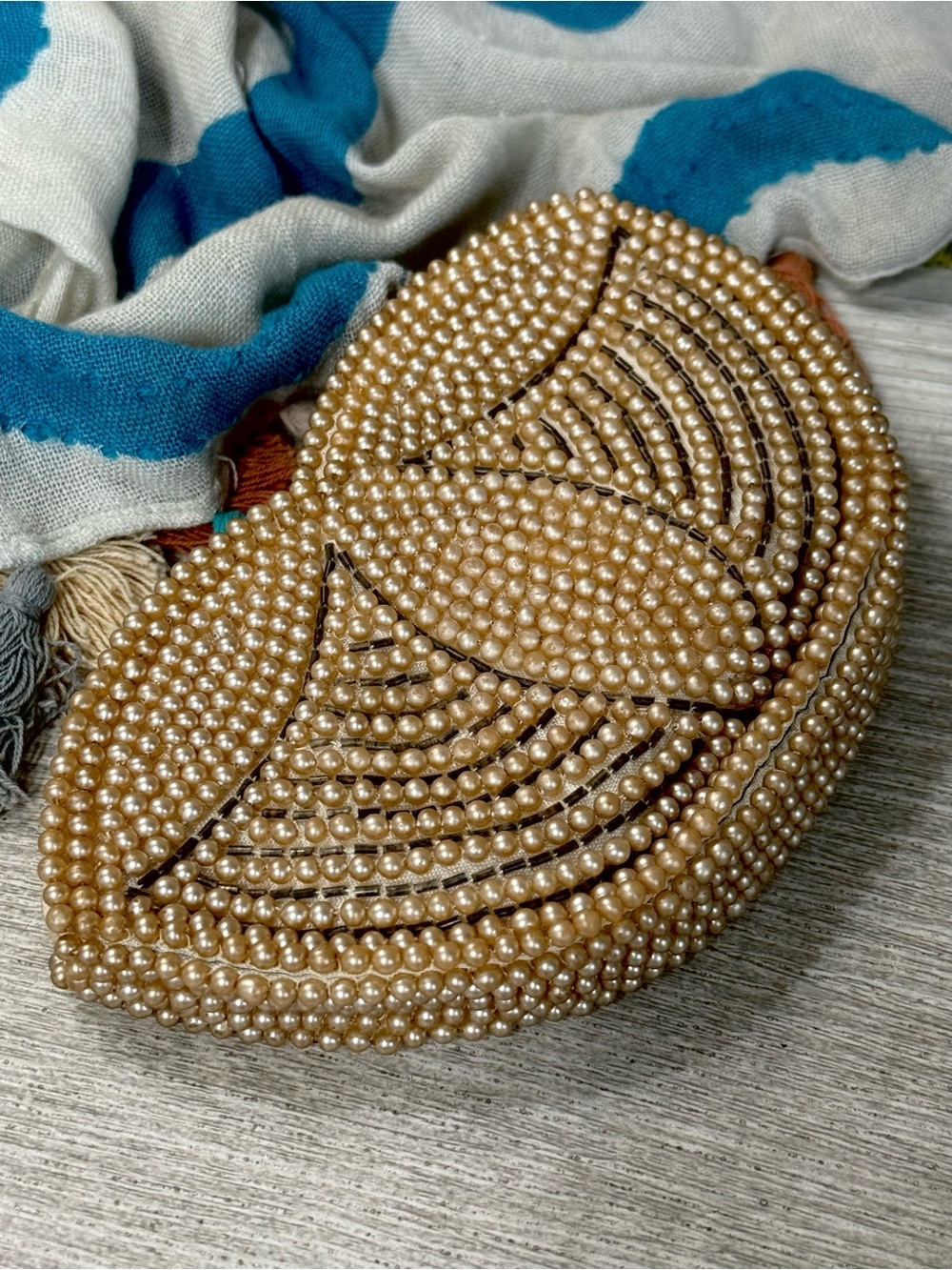 Vintage Decorative Champagne Pearl Clutch